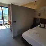 La Giulia Like 4* Bonassola