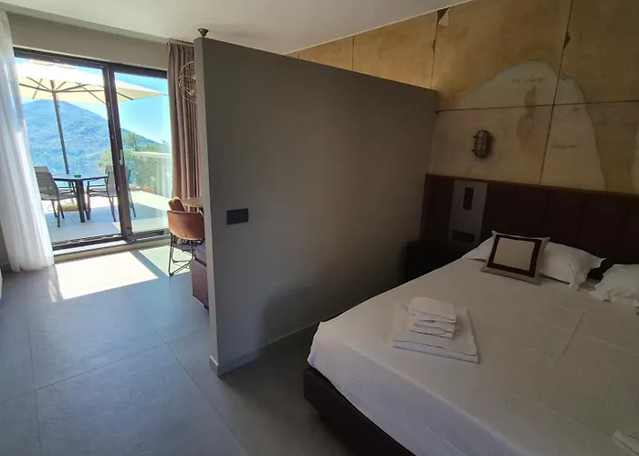 La Giulia Like 4* Bonassola