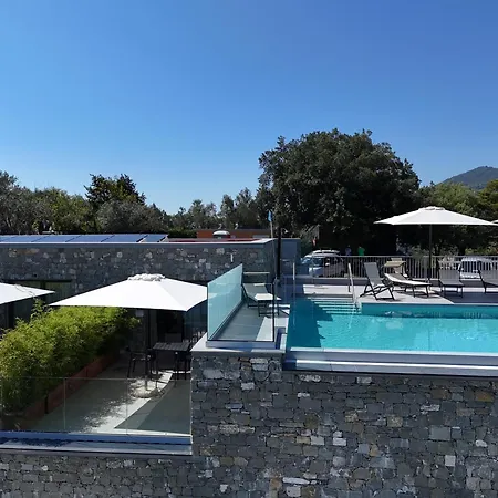 Aparthotel La Giulia Like