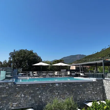 La Giulia Like 4* Bonassola