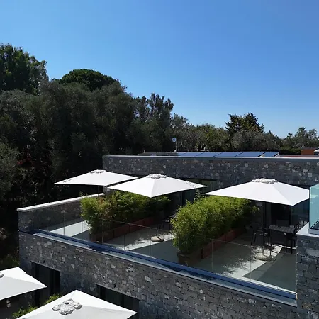 Aparthotel La Giulia Like 4*